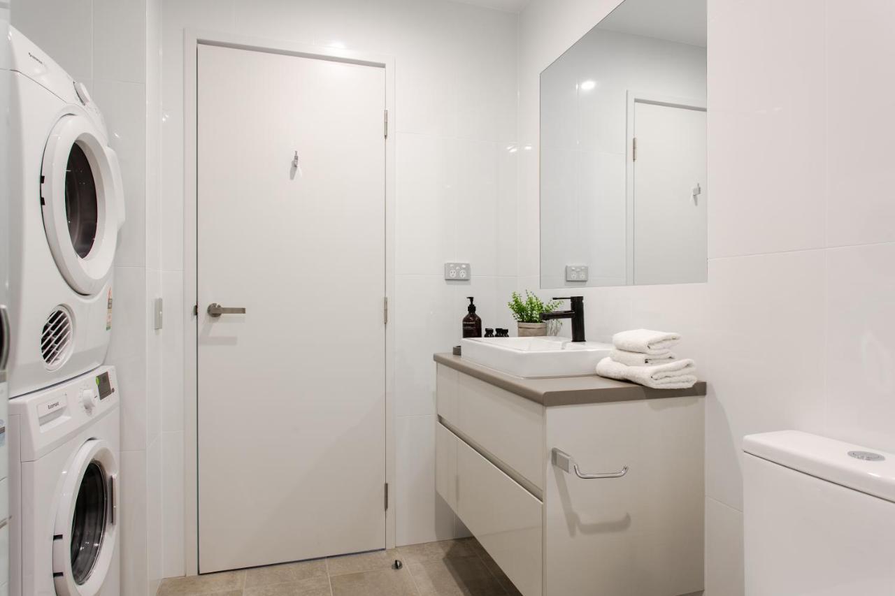 The East End Apartments By Urban Rest Adelaide Esterno foto